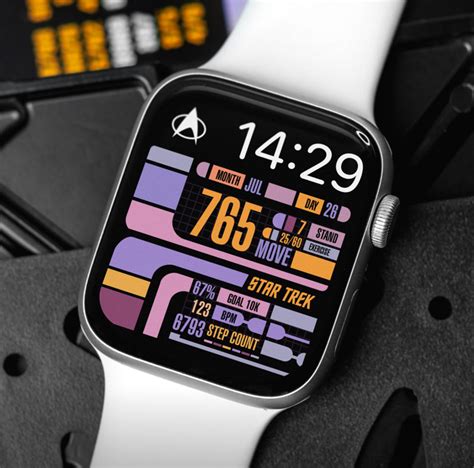 customizable watch faces.